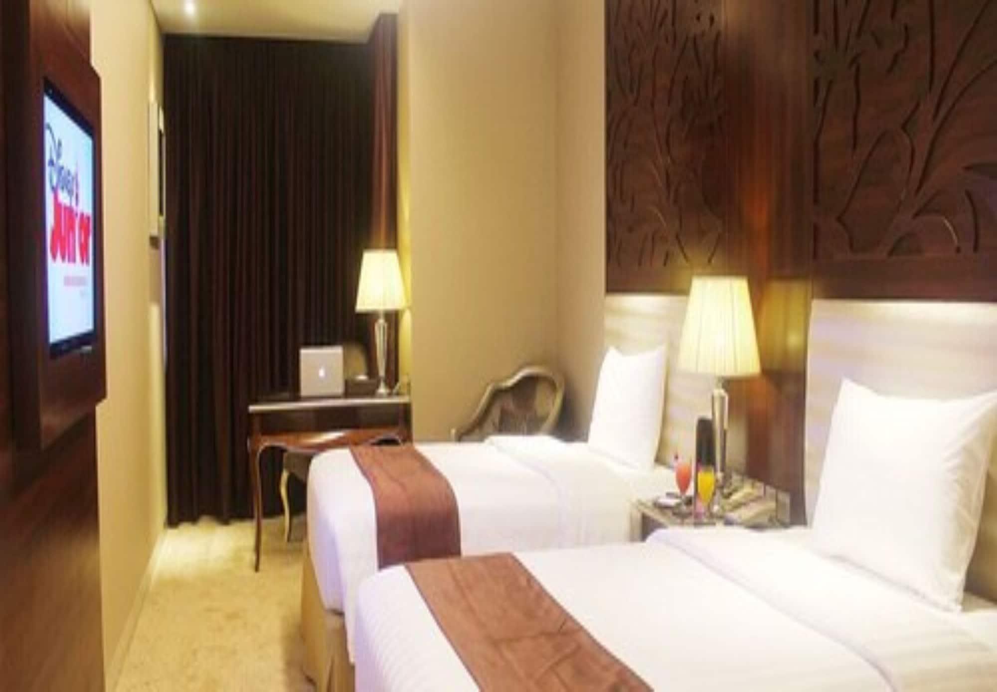 Belviu Hotel Bandung Eksteriør billede