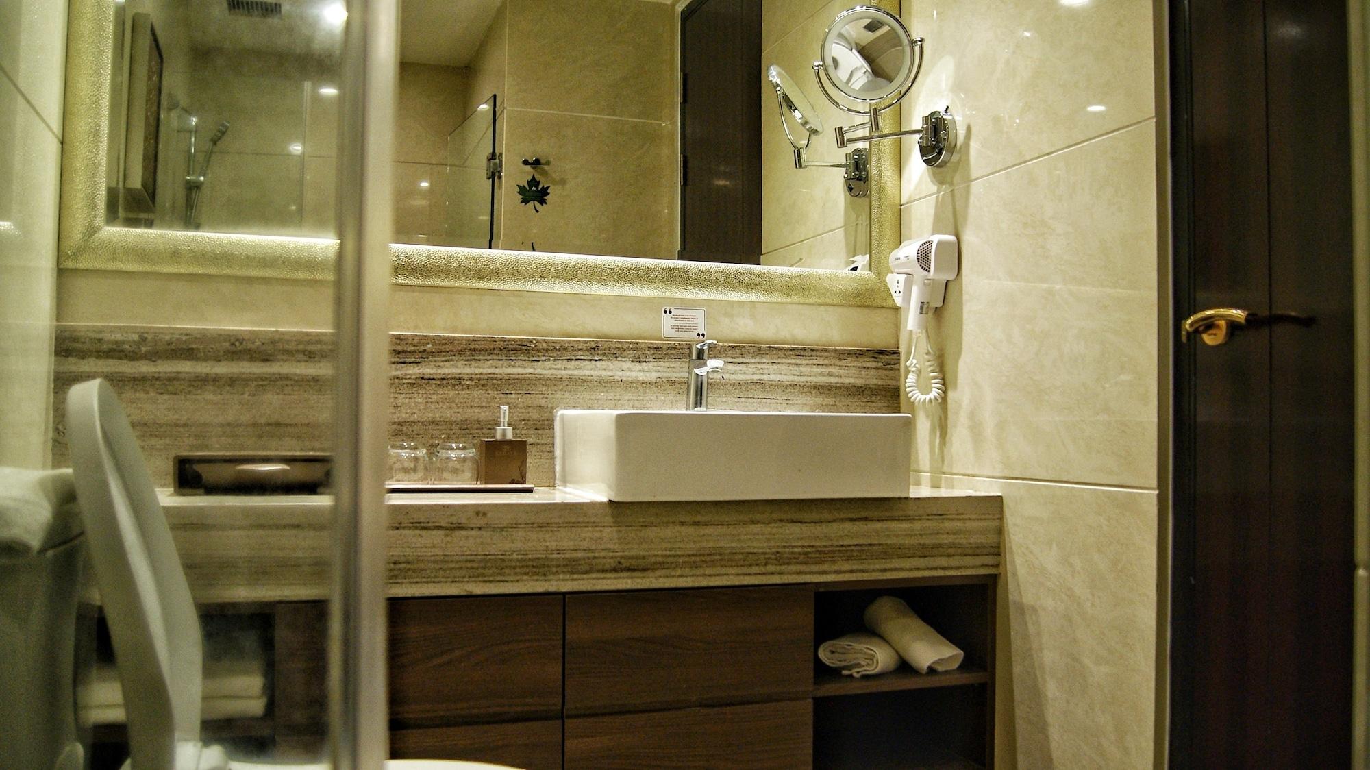 Belviu Hotel Bandung Eksteriør billede