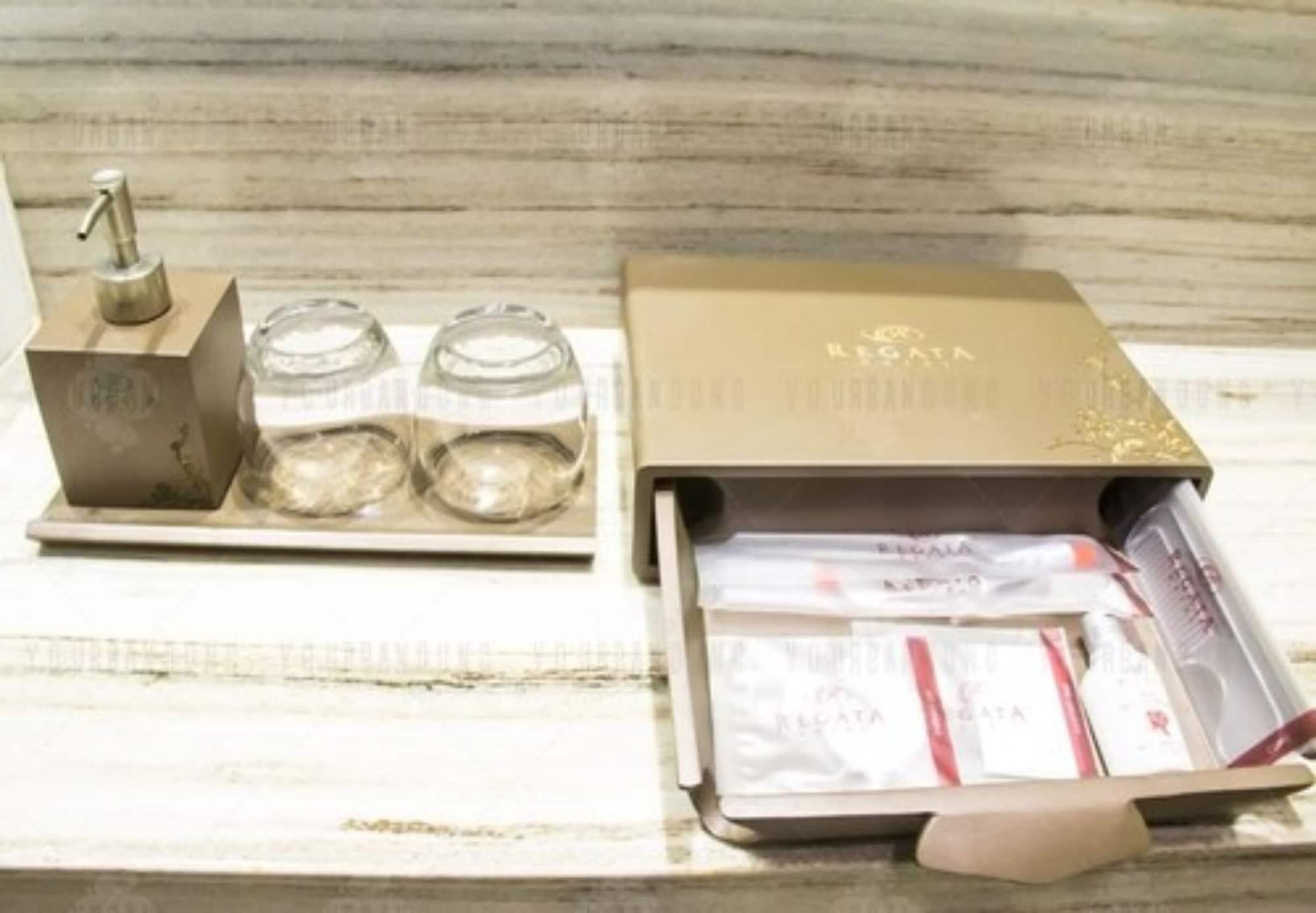 Belviu Hotel Bandung Eksteriør billede