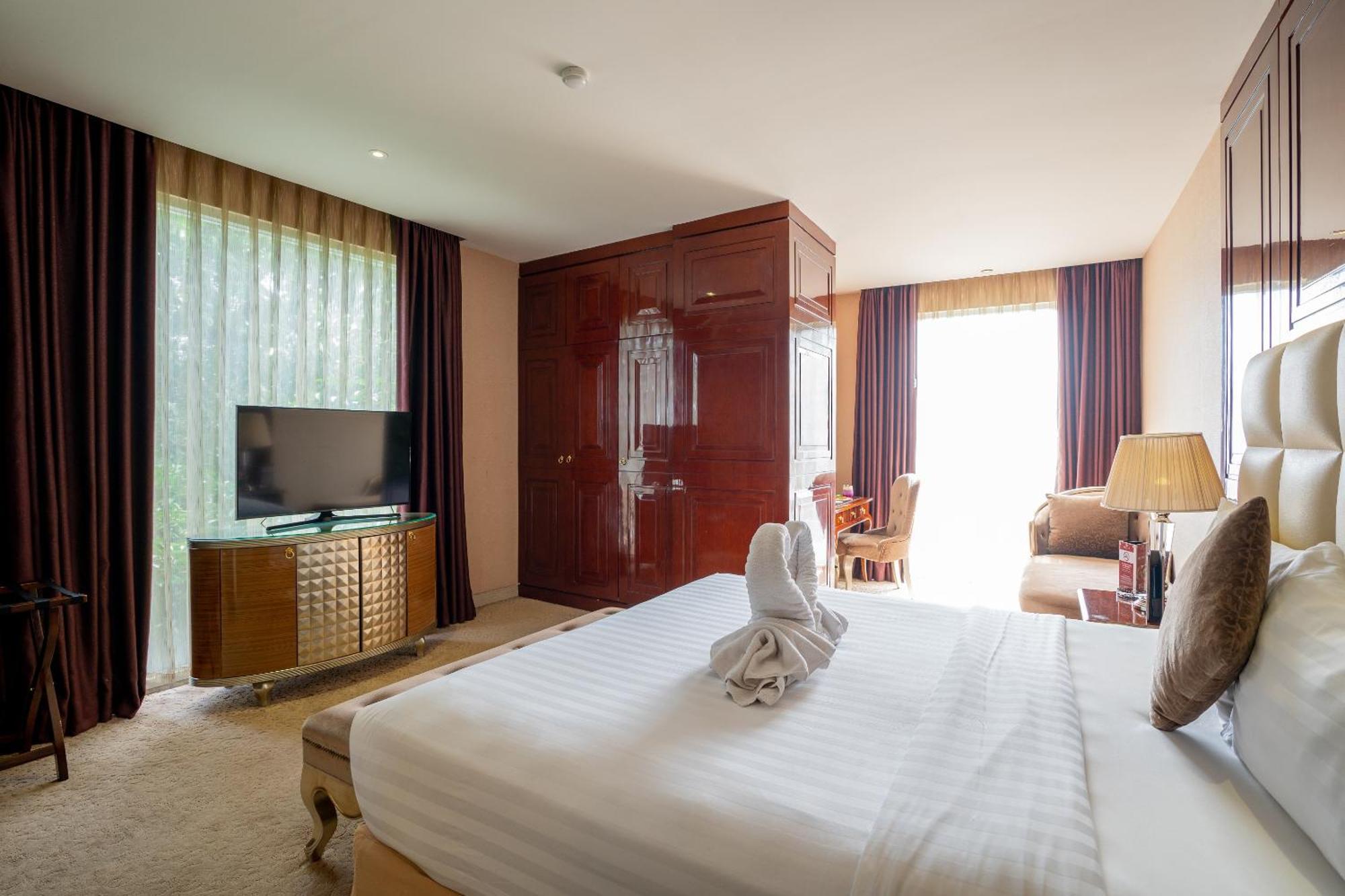 Belviu Hotel Bandung Eksteriør billede